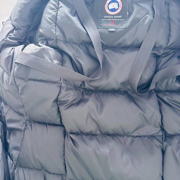 Authentic CANADA GOOSE Trillium Parka. Exceptionalweatherprotectionremoveablefur - Picture 3 of 10